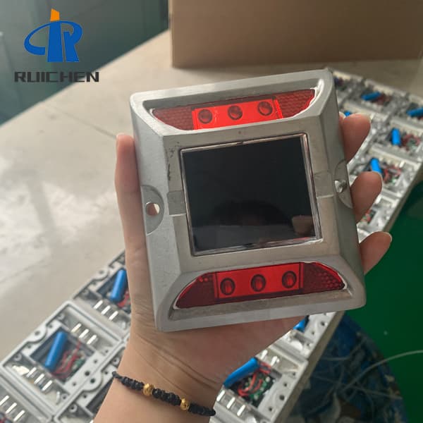 Red Motorway Solar Stud Lights 30T For Park